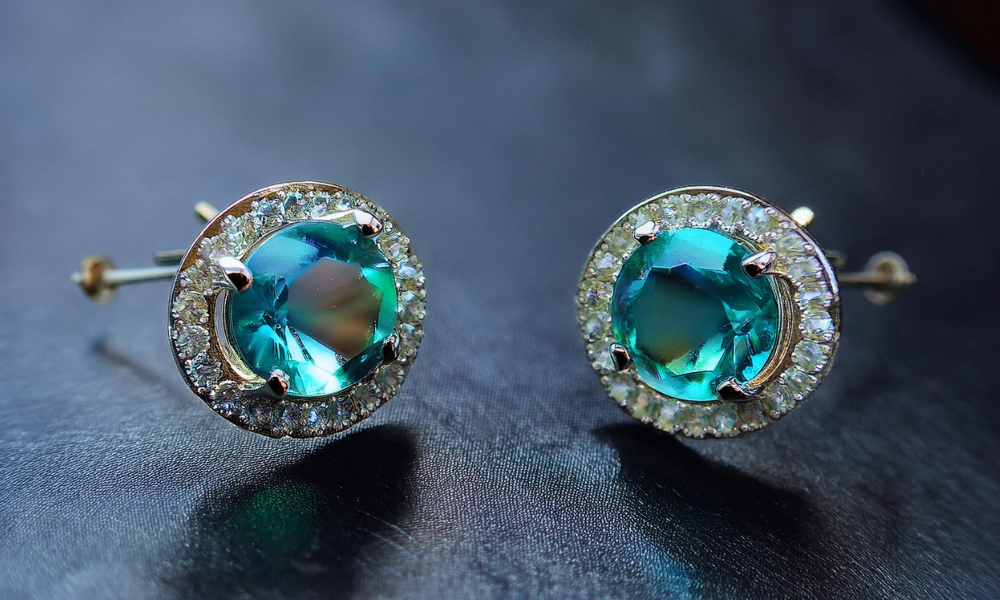 The craftsmanship of this particular set of Topaz ear studs